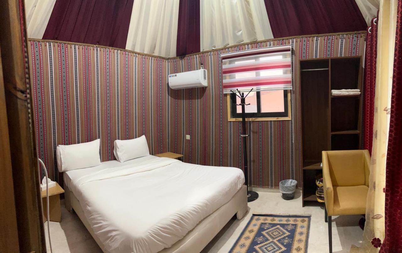 Magic Mountain Camp Apartment Вади Рум Екстериор снимка