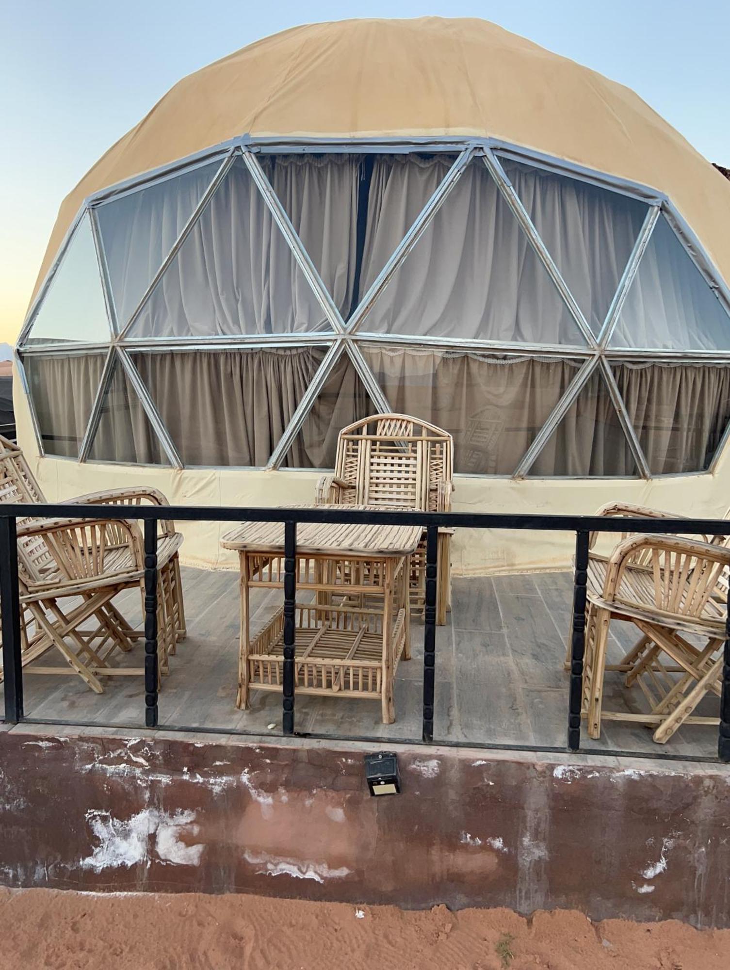 Magic Mountain Camp Apartment Вади Рум Екстериор снимка