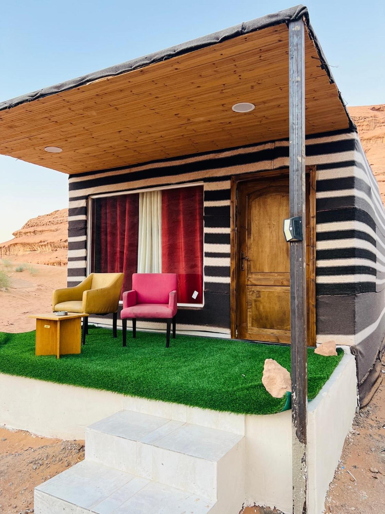 Magic Mountain Camp Apartment Вади Рум Екстериор снимка