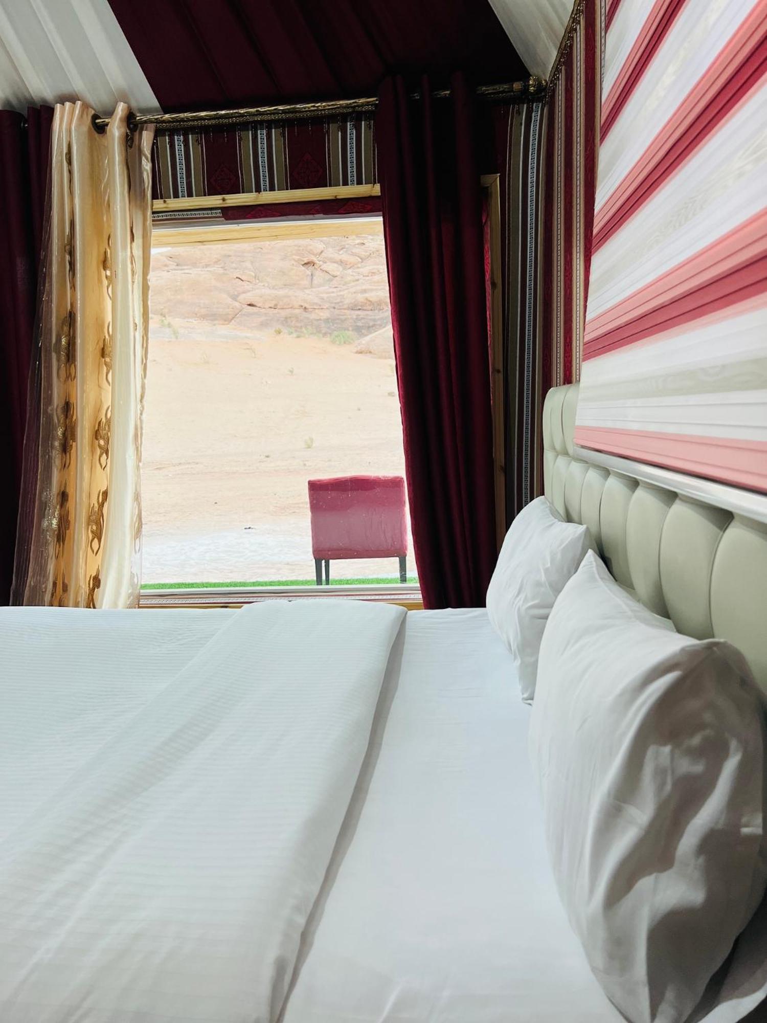 Magic Mountain Camp Apartment Вади Рум Екстериор снимка